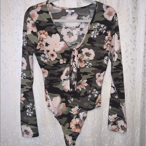 Floral bodysuit - Picture 1 of 2